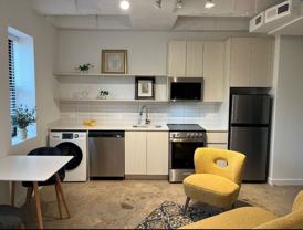 N Kenmore Ave & W Lawrence Ave - Photo 1 of 1