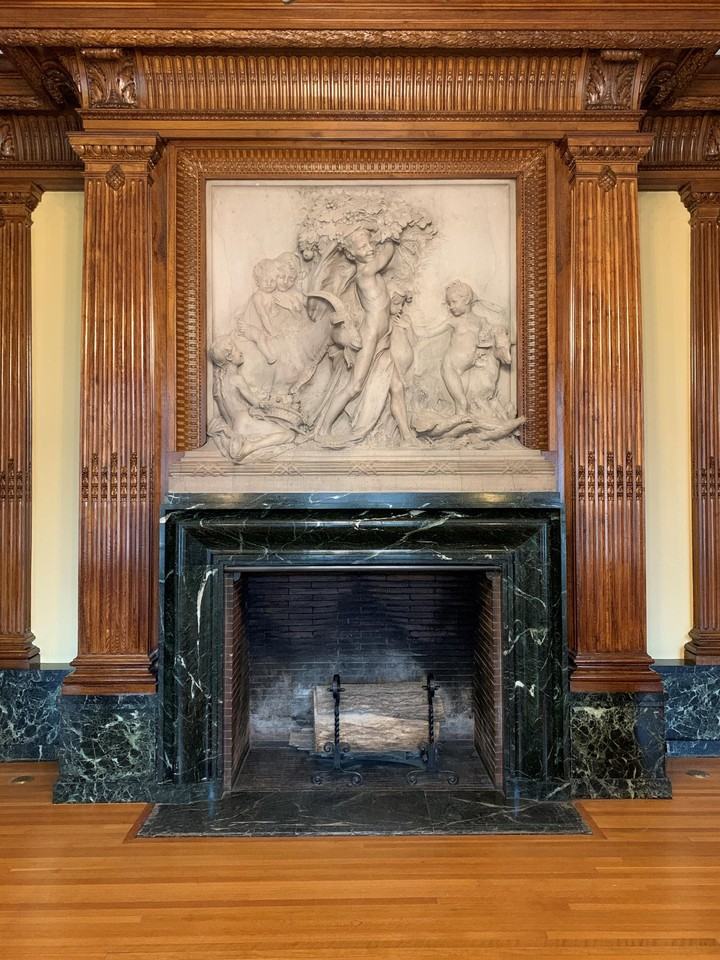 The Goodyear Mansion & Residences - Photo 3 of 7