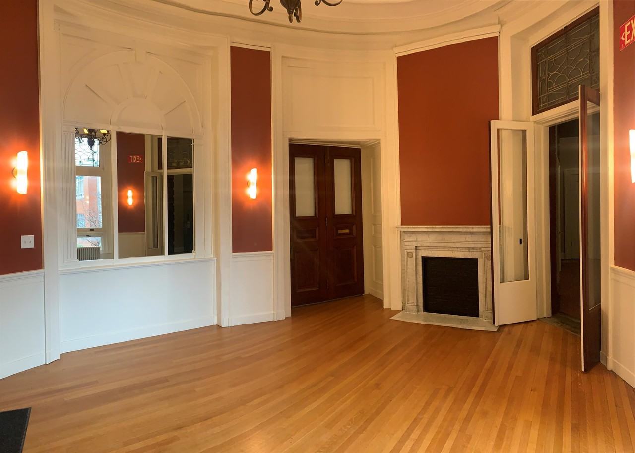 The Goodyear Mansion & Residences - Photo 5 of 7