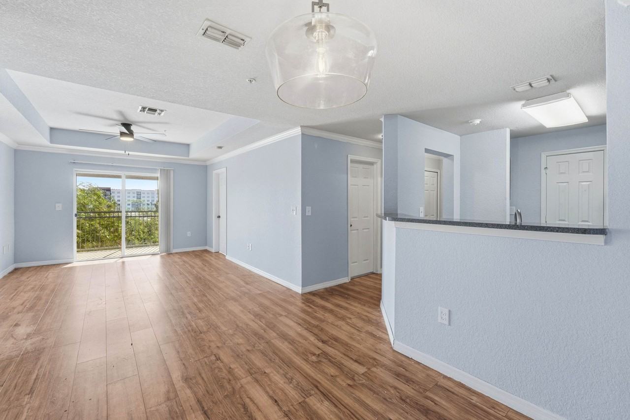 3702 Palm Desert Lane apt 5437 - Photo 4 of 20