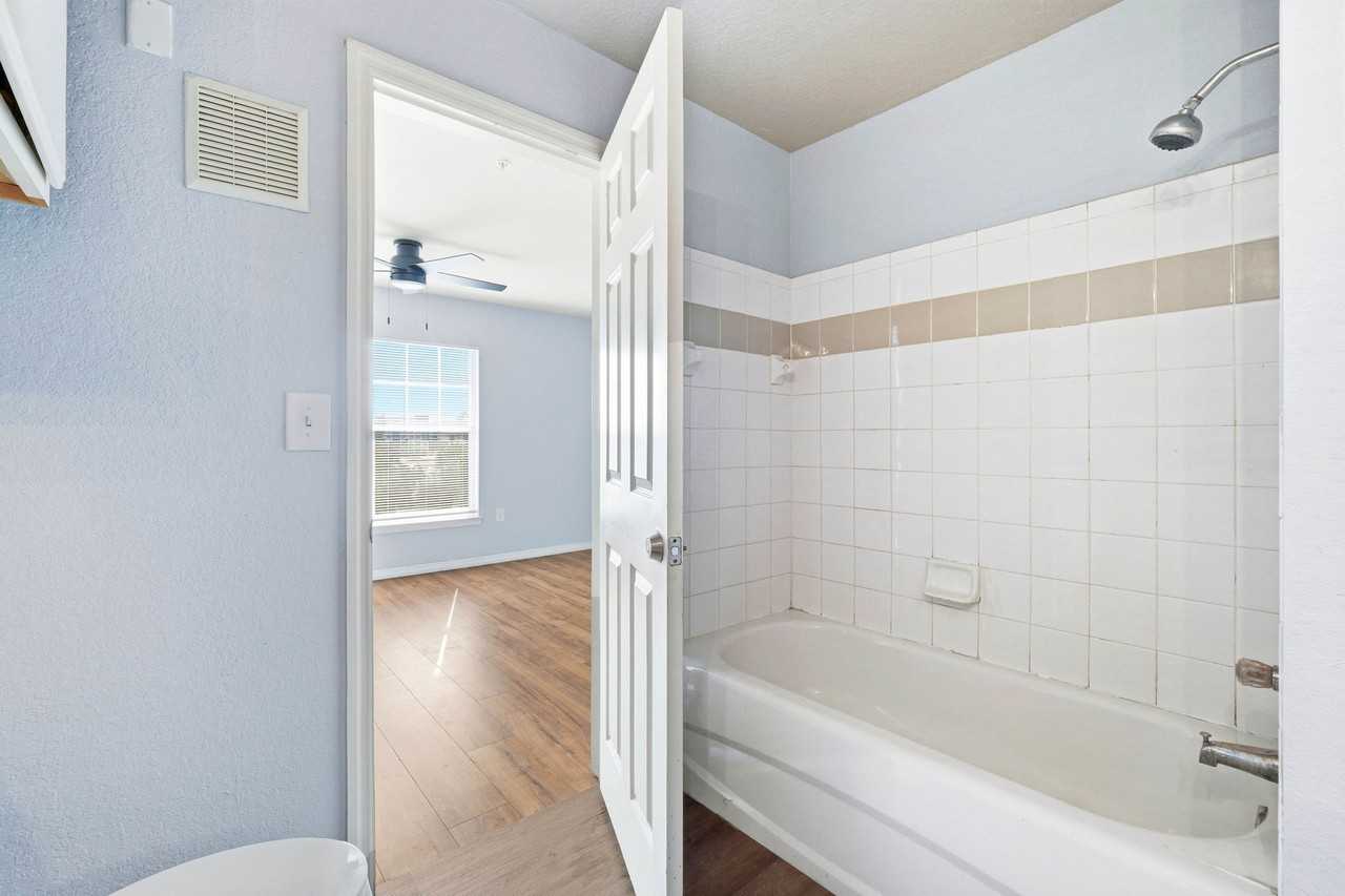 3702 Palm Desert Lane apt 5437 - Photo 7 of 20