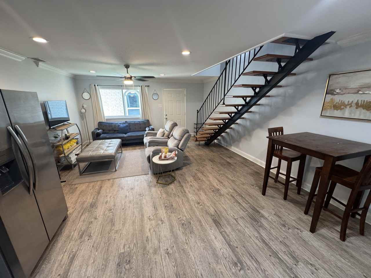 2413 Houma Boulevard - Photo 4 of 17