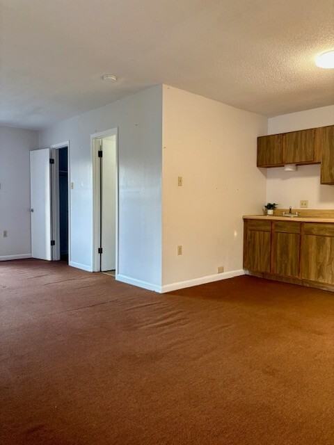 303 Cougar Ridge - Photo 5 of 6