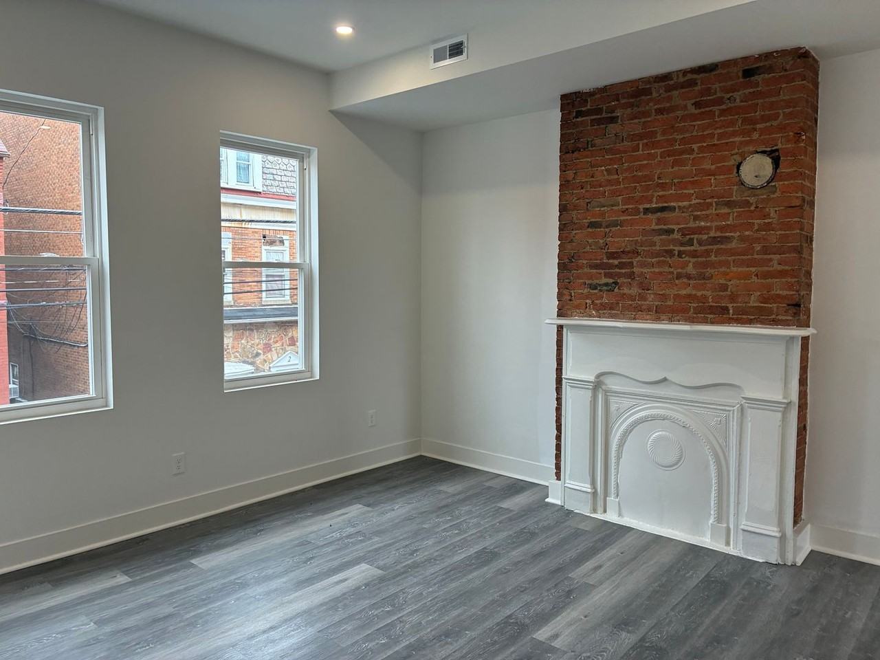 1539 Lowrie - Photo 5 of 29