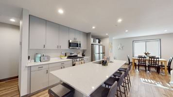 featured image of 707 Southeast 13th Avenue