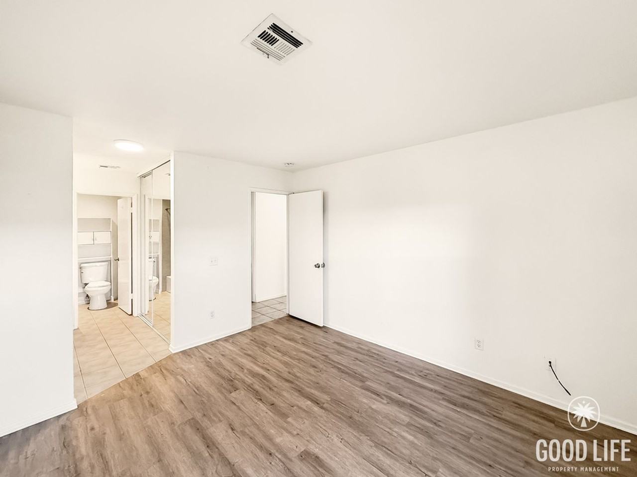 10361 Azuaga St - Photo 6 of 14