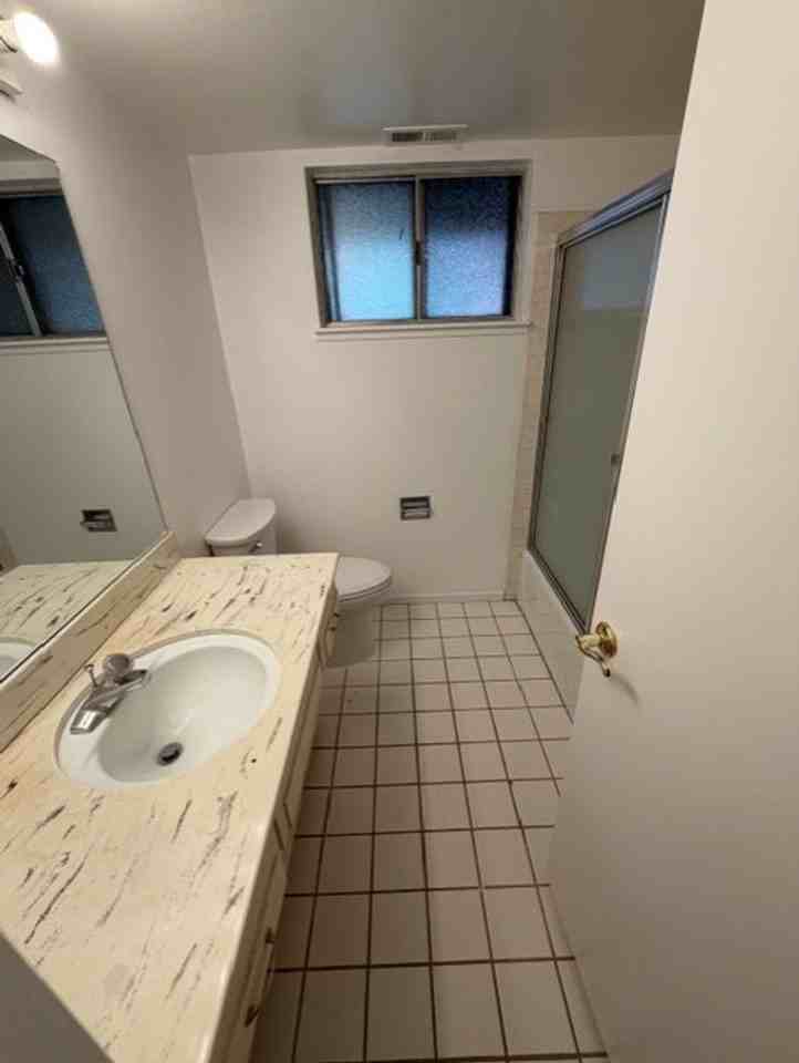 866 Northwood Blvd - Photo 2 of 21