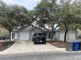 featured image of 7811 Kingsbury Wood