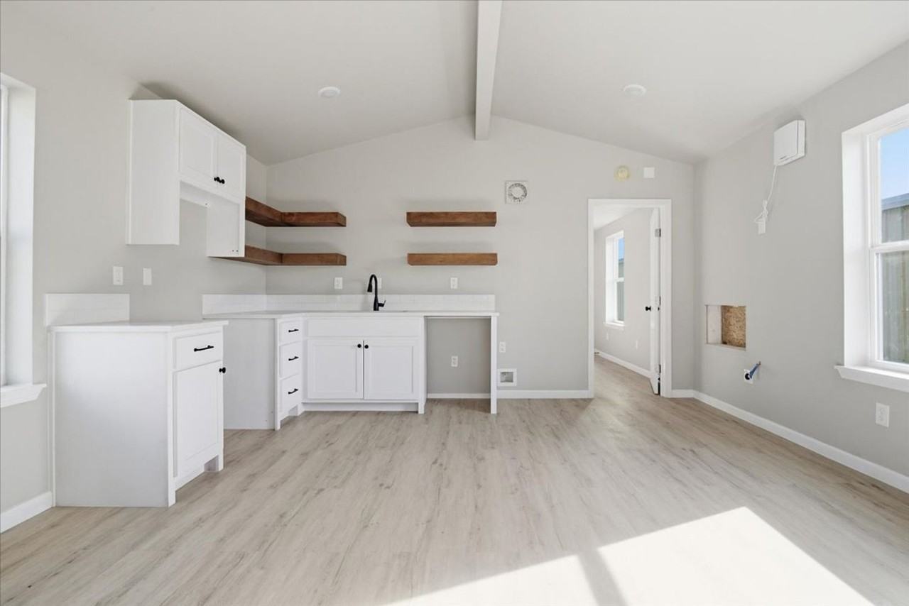 714 N St Louis Ave - Photo 7 of 12