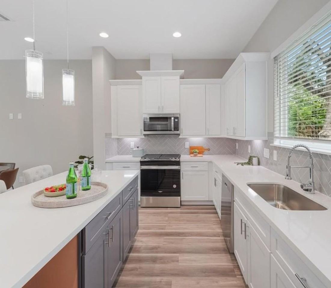 2623 Huntington Creek Ln - Photo 7 of 22