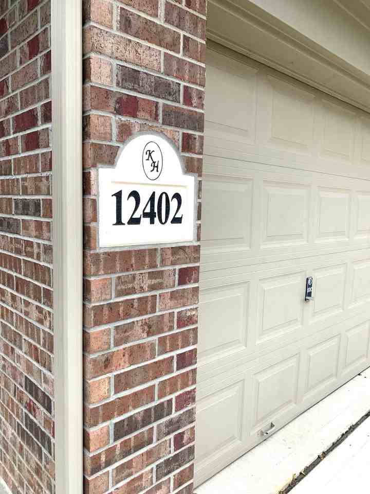 12402 Ridgecrest Drive - Photo 2 of 13