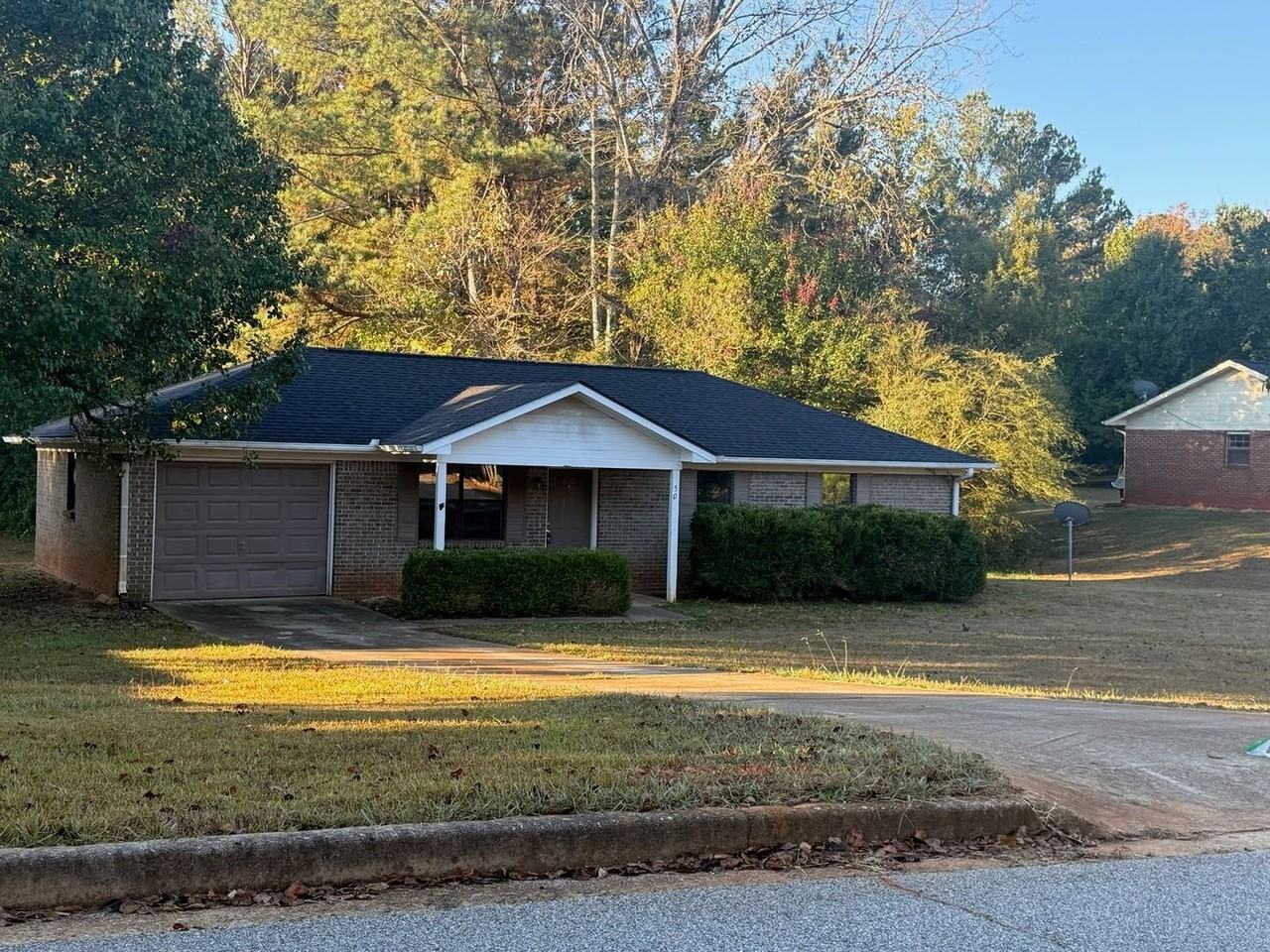 50 Windridge Drive - Photo 2 of 18