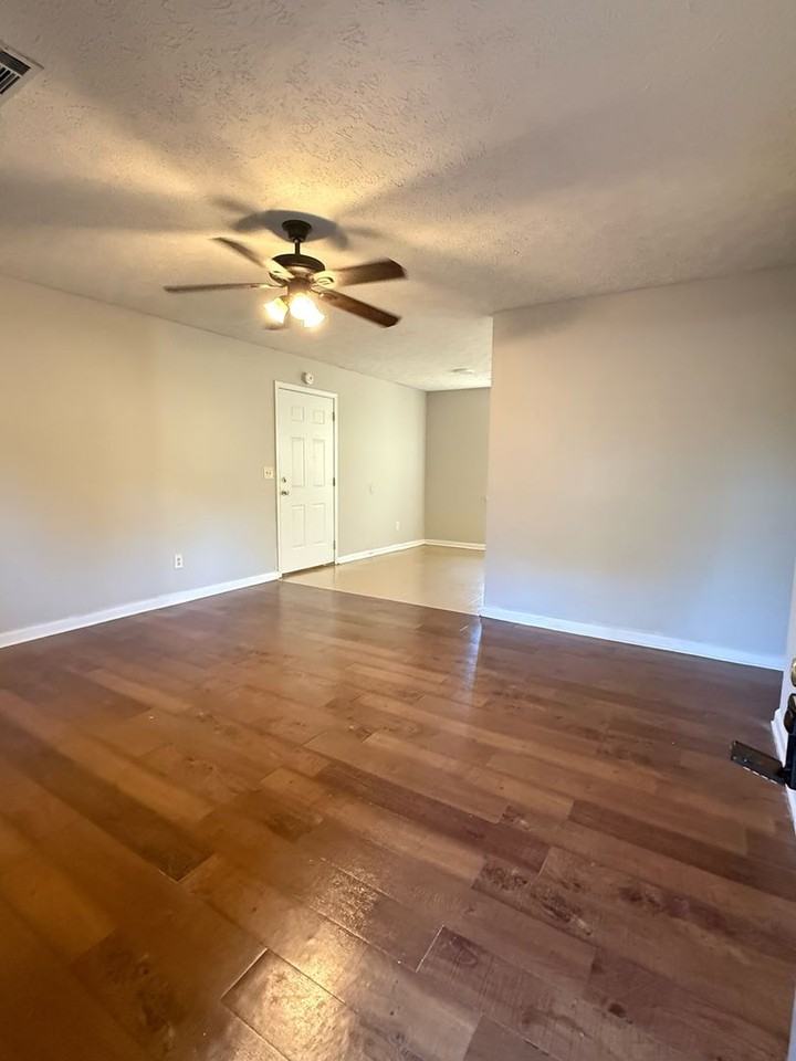 50 Windridge Drive - Photo 7 of 18