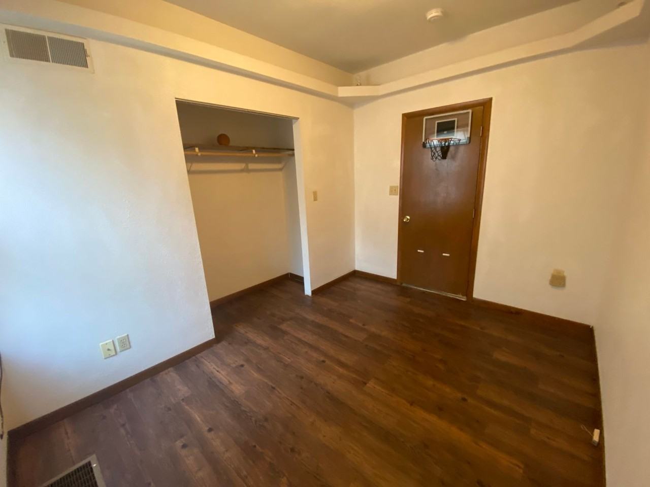 538 E Normal St - Photo 6 of 12