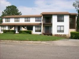 featured image of 2705 Northwest 104th Court