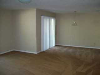 2705 Nw 104th Ct - Photo 2 of 4