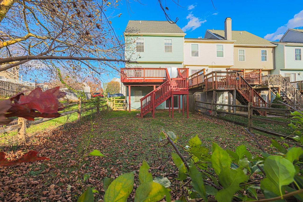 3342 Garrison Circle - Photo 3 of 24