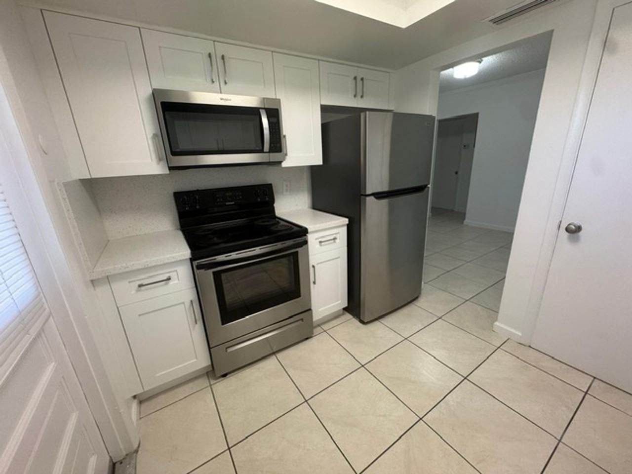 3501 Tyler St Hollywood, FL 33021 - Photo 5 of 9