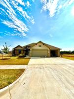 featured image of 4904 Vine Cliff Rd