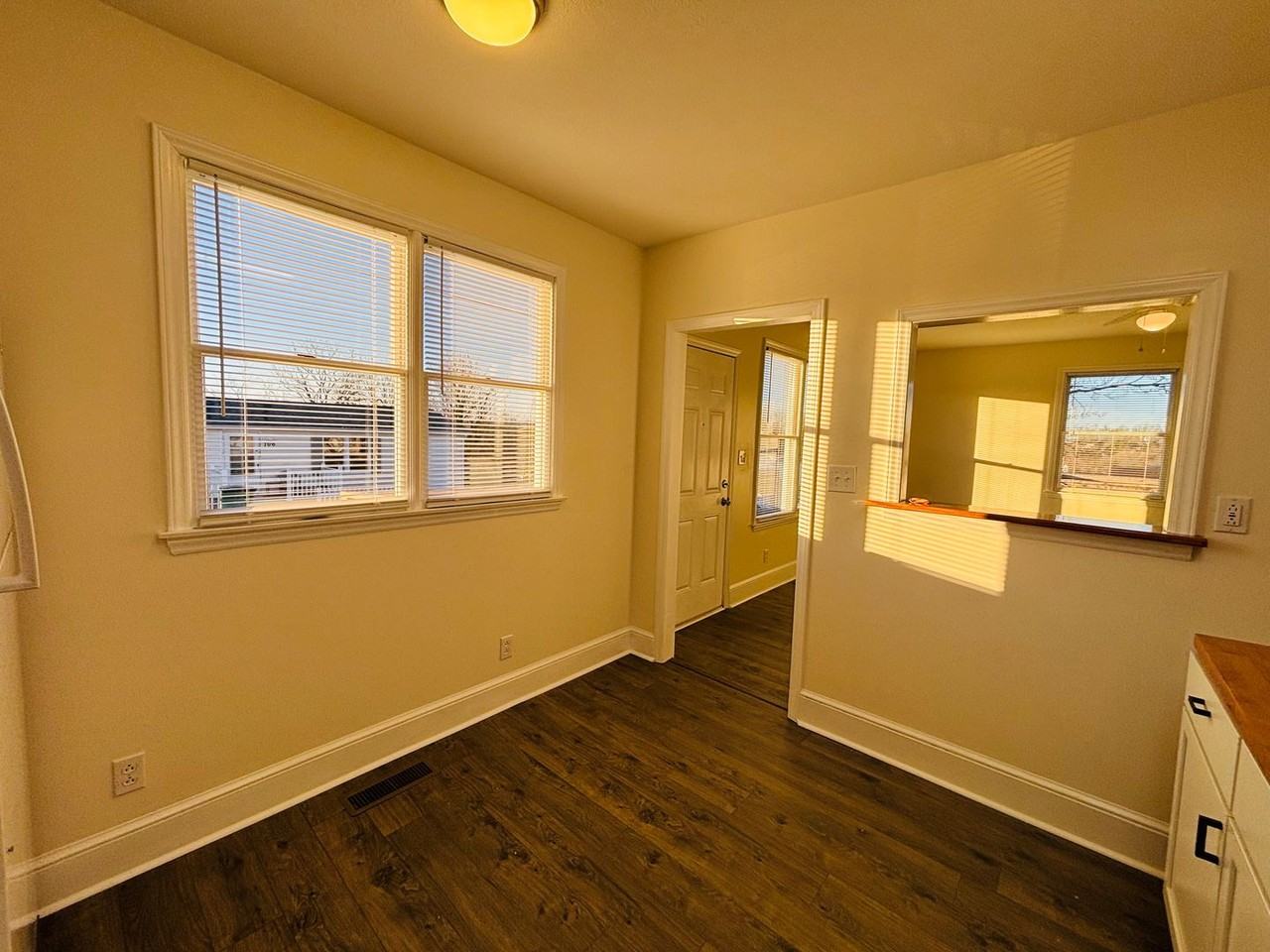 107 Chapel St #B - Photo 5 of 12