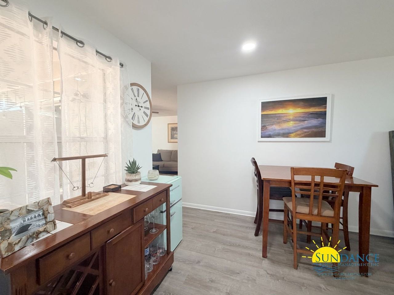 303 Sikes Circle Northwest - Photo 4 of 20