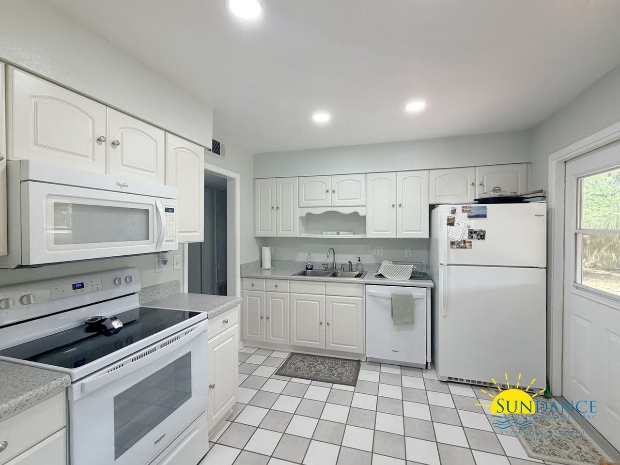 303 Sikes Circle Northwest - Photo 6 of 20