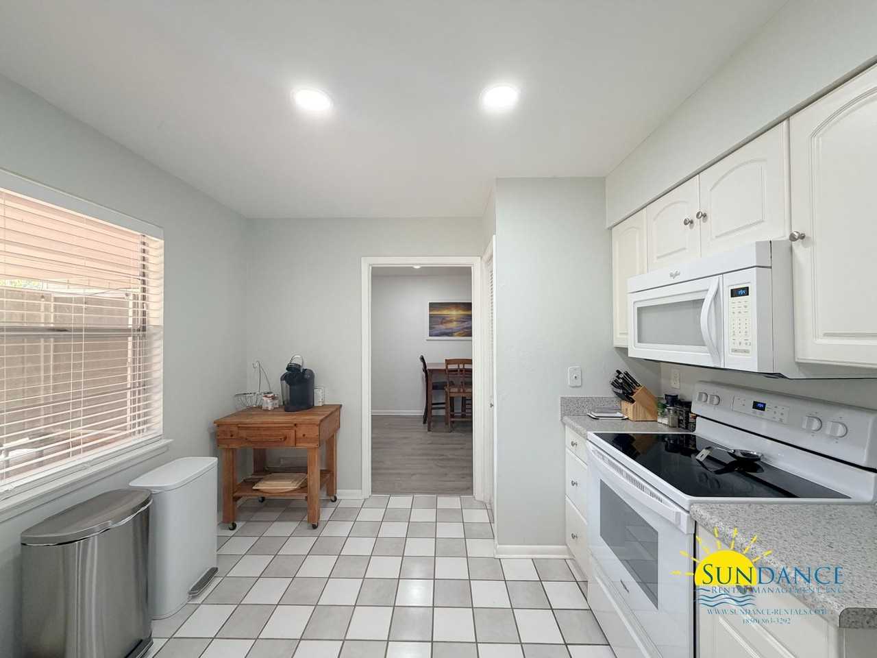 303 Sikes Circle Northwest - Photo 7 of 20