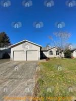 featured image of 1957 Maplewood Court South