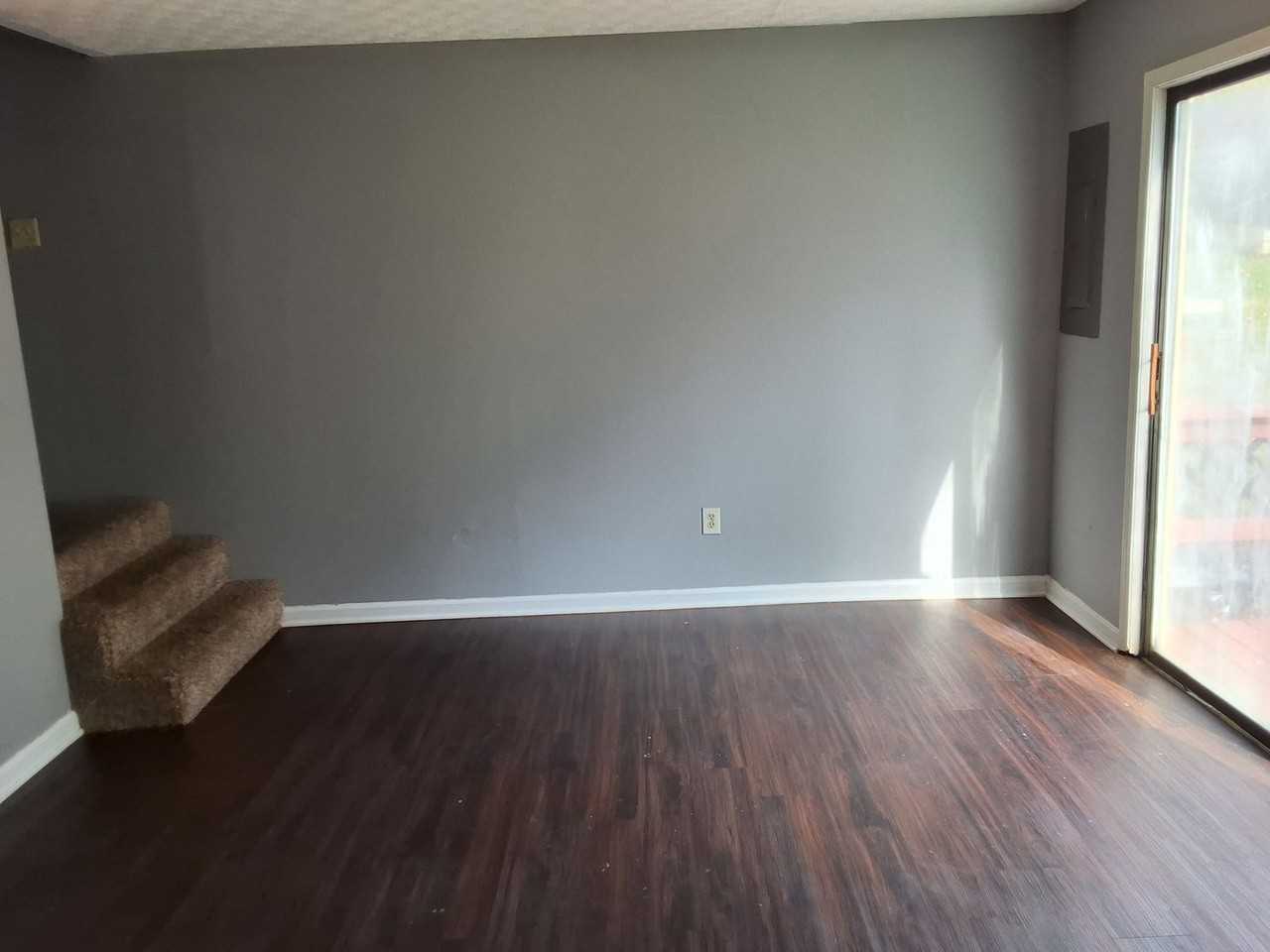 1221 Clear Ridge Ln - Photo 7 of 13