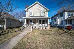 featured image of 817 East Loren Street