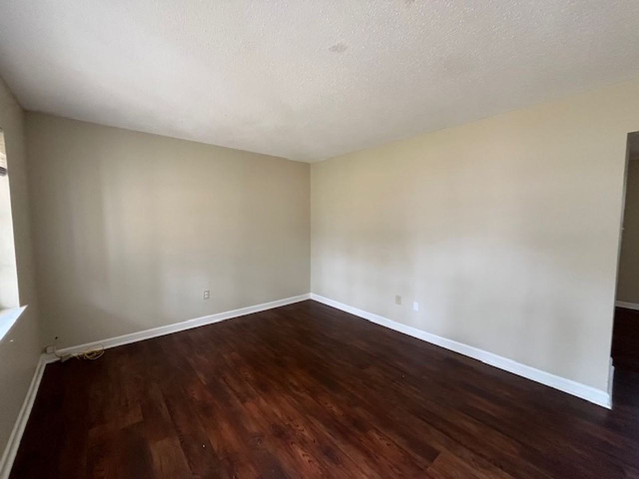 8257 Dottley Dr - Photo 2 of 10