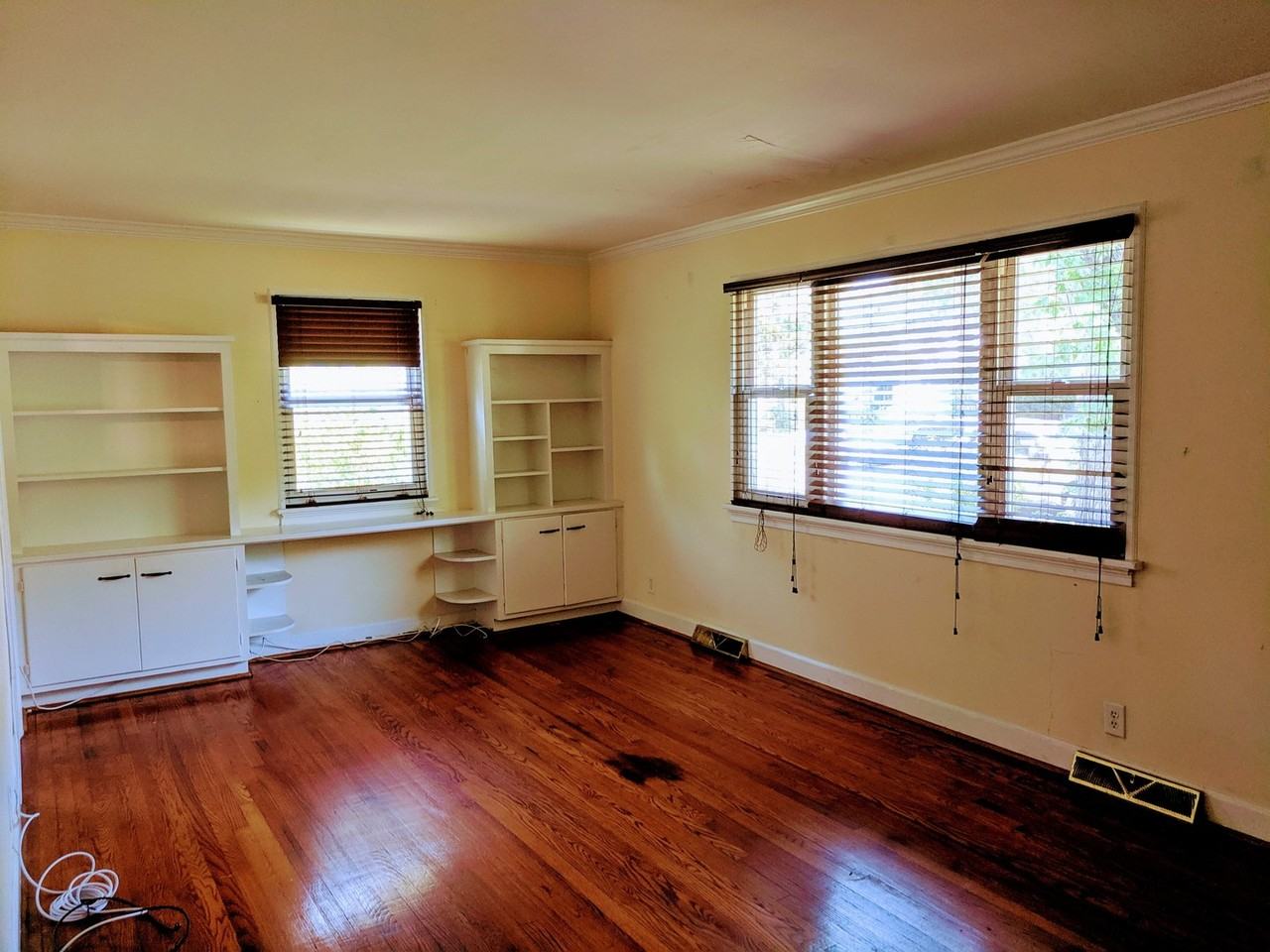 6405 Stuart Ave - Photo 6 of 50