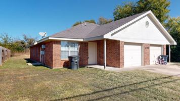 featured image of 605 East Avenue G #A