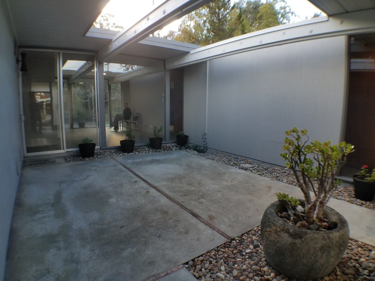2645 San Carlos Drive - Photo 4 of 31
