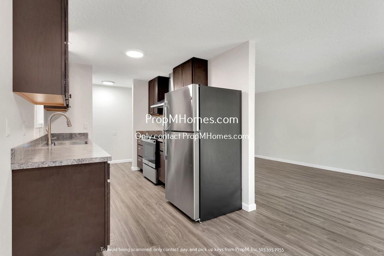 6912 Sw 104th Ave - Photo 5 of 22