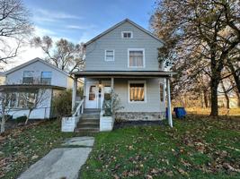 featured image of 98 East Van Buren Street