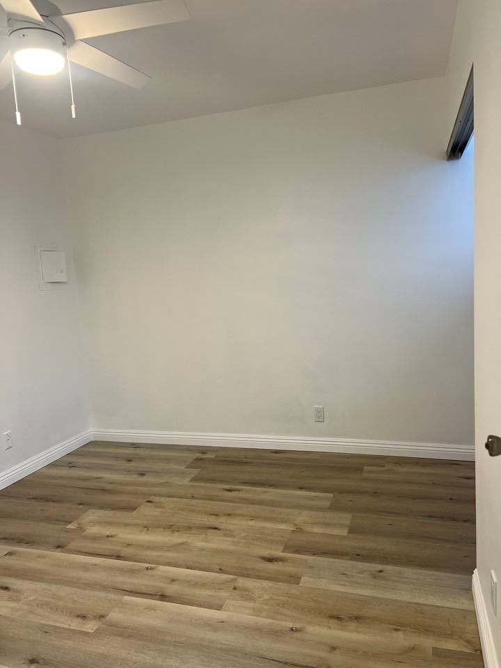 4436 Woodman Avenue #3 - Photo 6 of 9