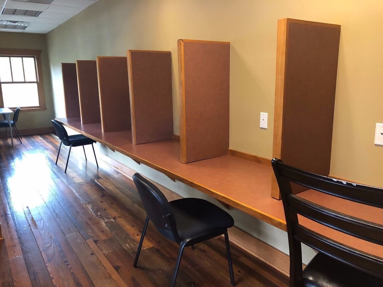 631 Harts Cove Way - Photo 6 of 8