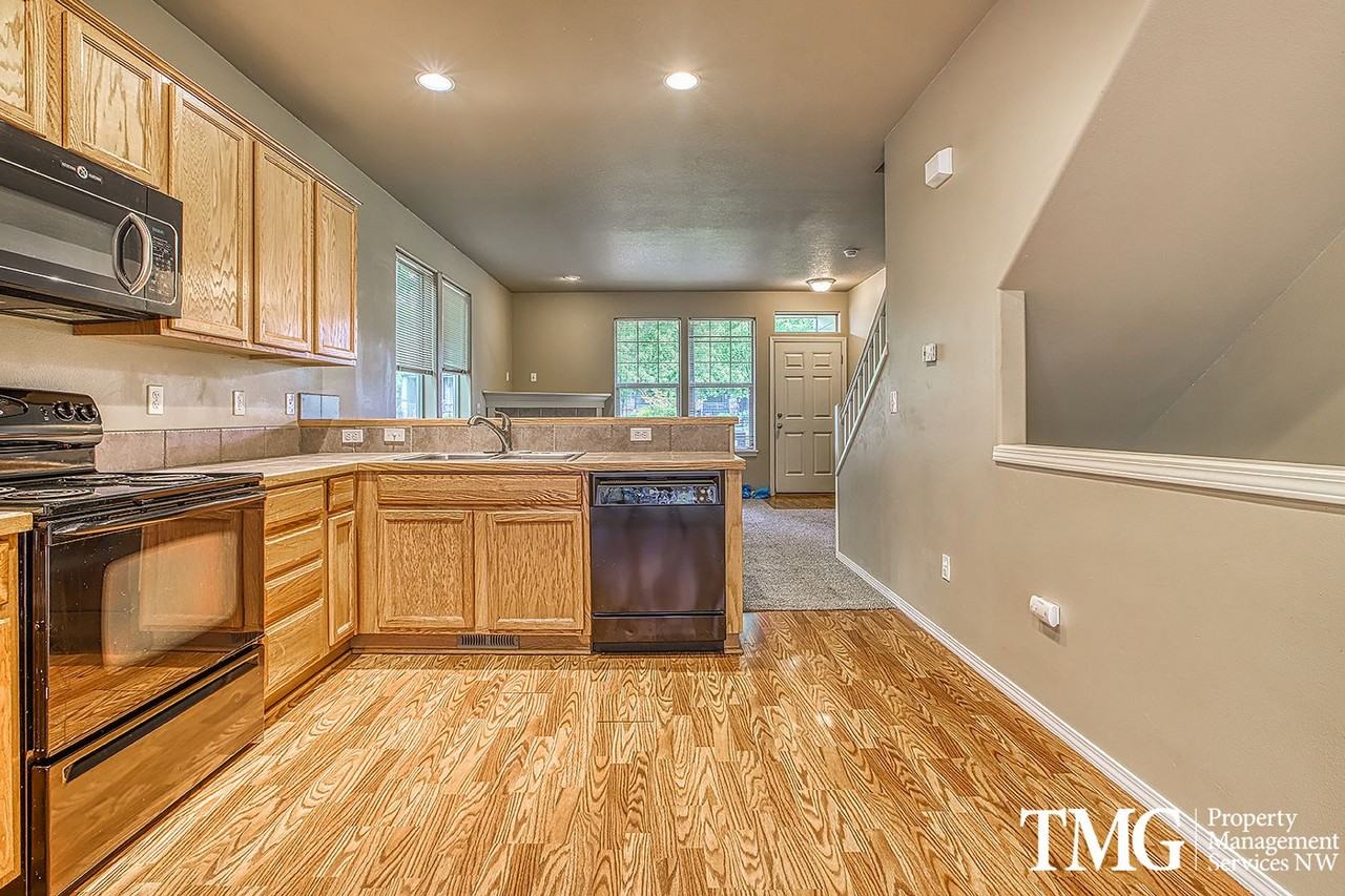 1487 Northeast Lockheart Lane