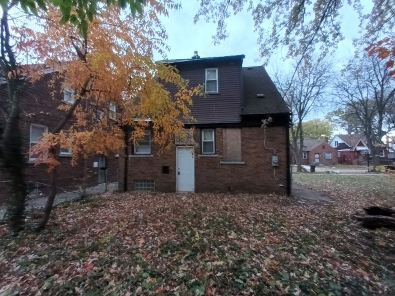15857 Evanston Street - Photo 2 of 23