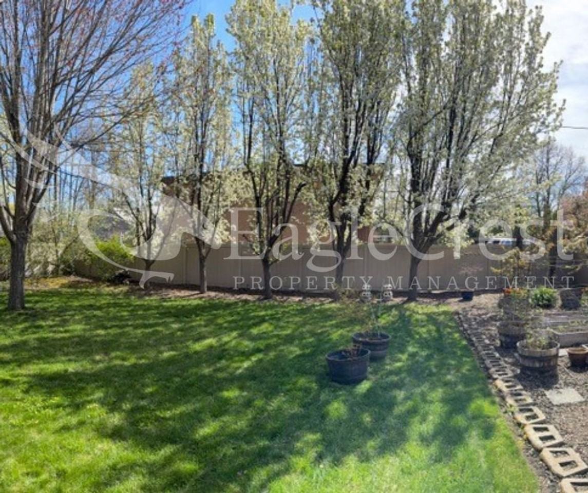 600 E Alder St - Photo 6 of 24