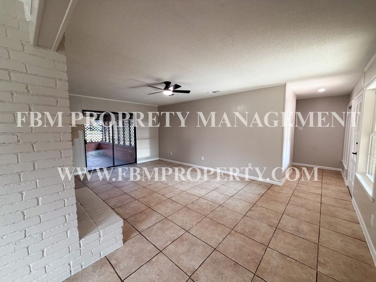 509 Lake Park Ave - Photo 4 of 34