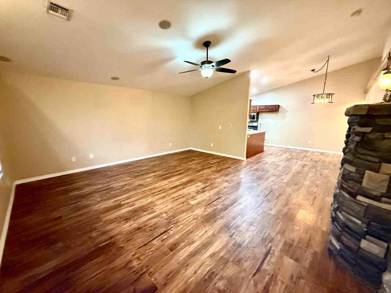 3059 Mallory Loop - Photo 4 of 38