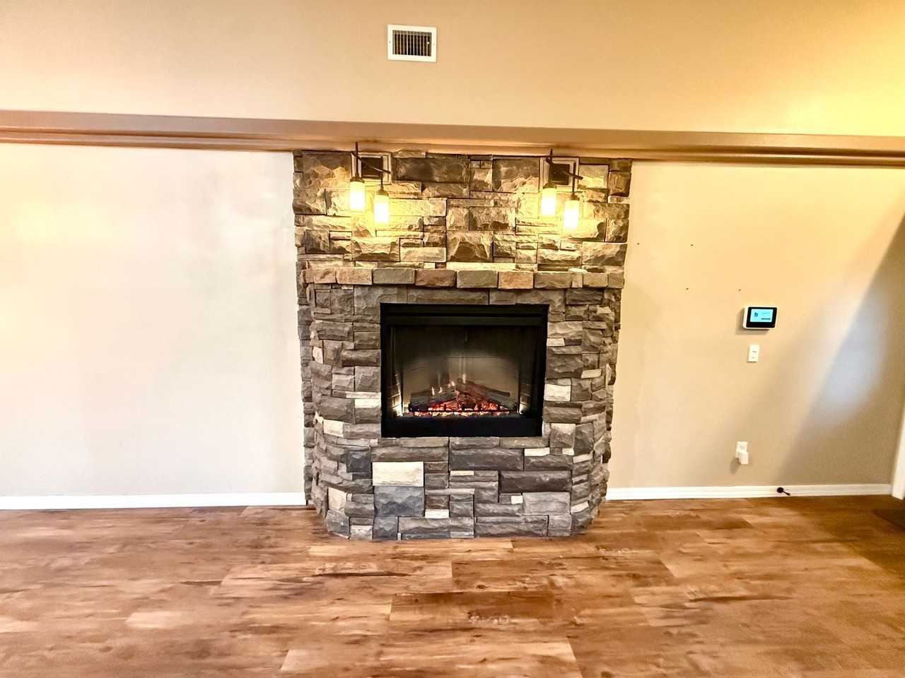 3059 Mallory Loop - Photo 6 of 38