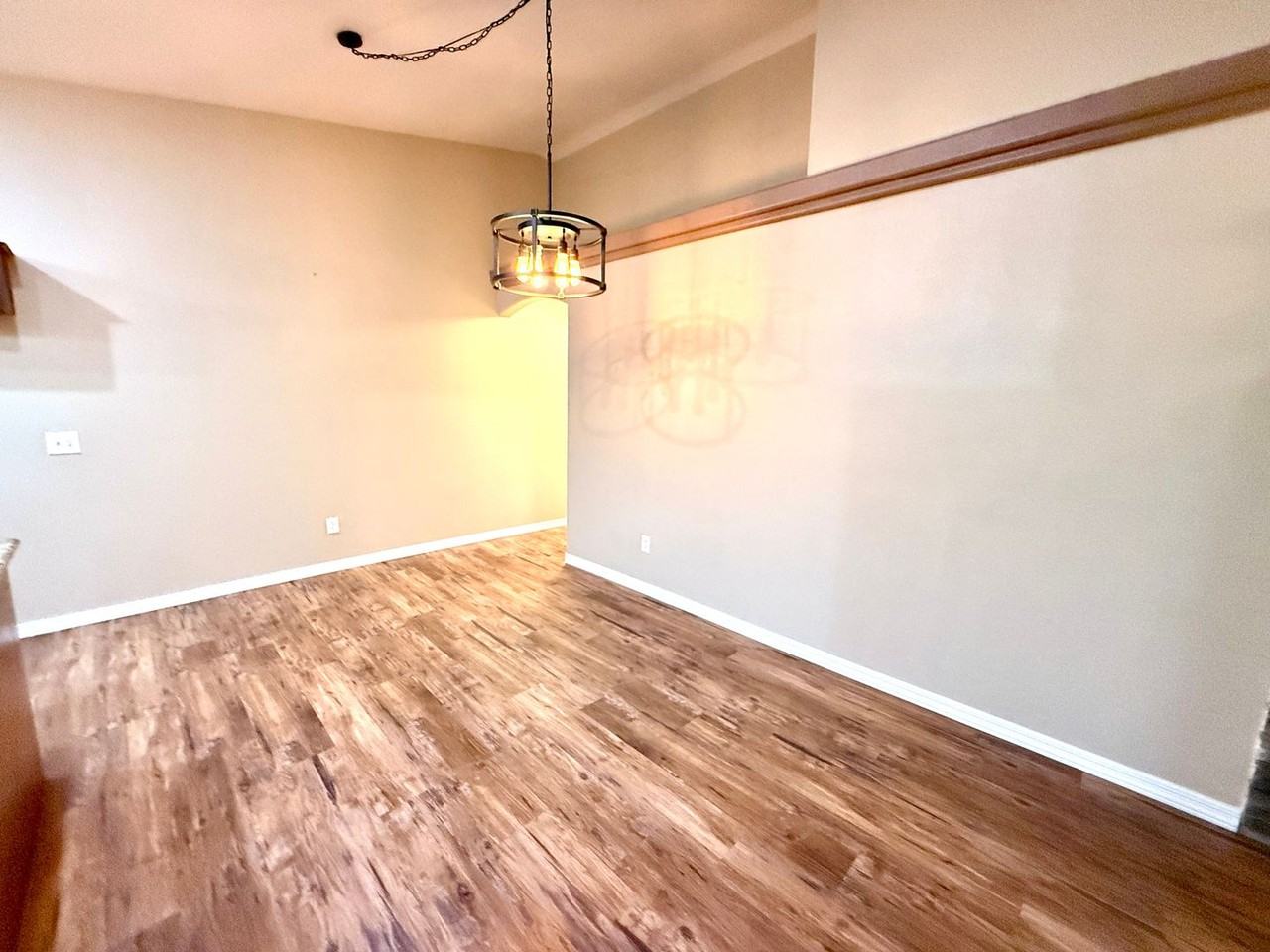 3059 Mallory Loop - Photo 7 of 38