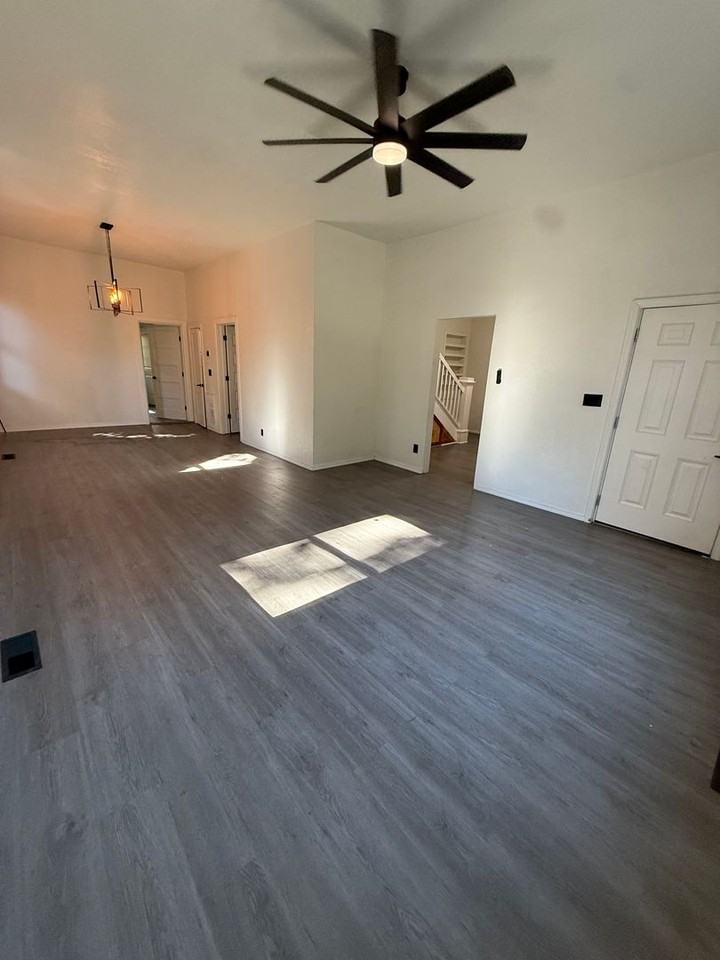 918 South 19th Street - Photo 2 of 14