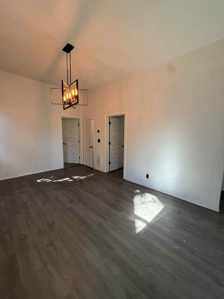 918 South 19th Street - Photo 3 of 14