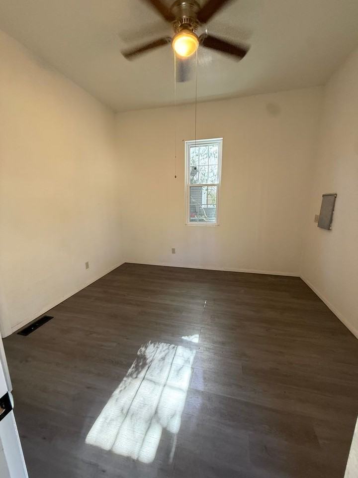 918 South 19th Street - Photo 6 of 14