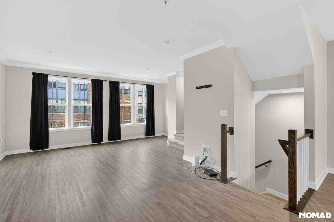 2831 Toles Park Dr - Photo 6 of 29