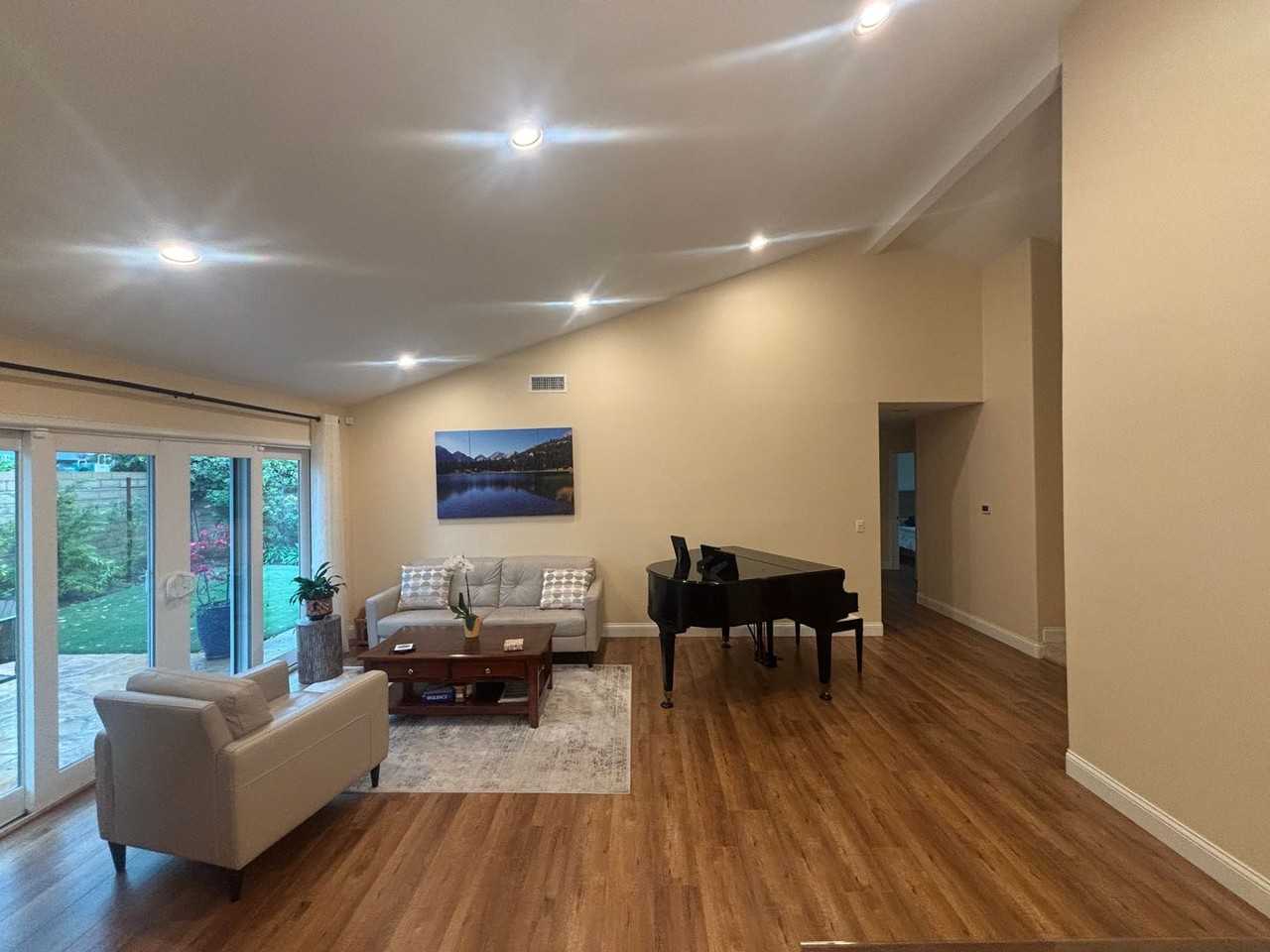 1030 Winston Ct - Photo 2 of 18